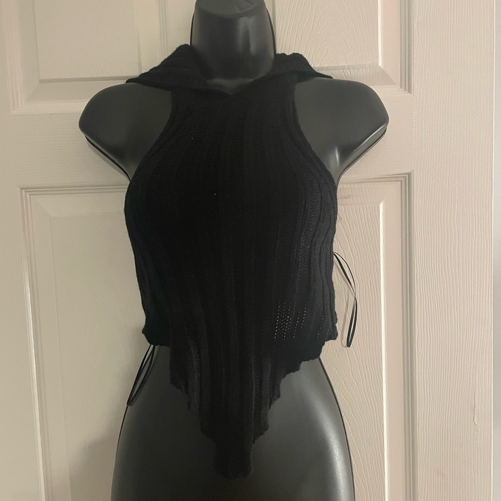 Crochet crop top w/ hoodie open back